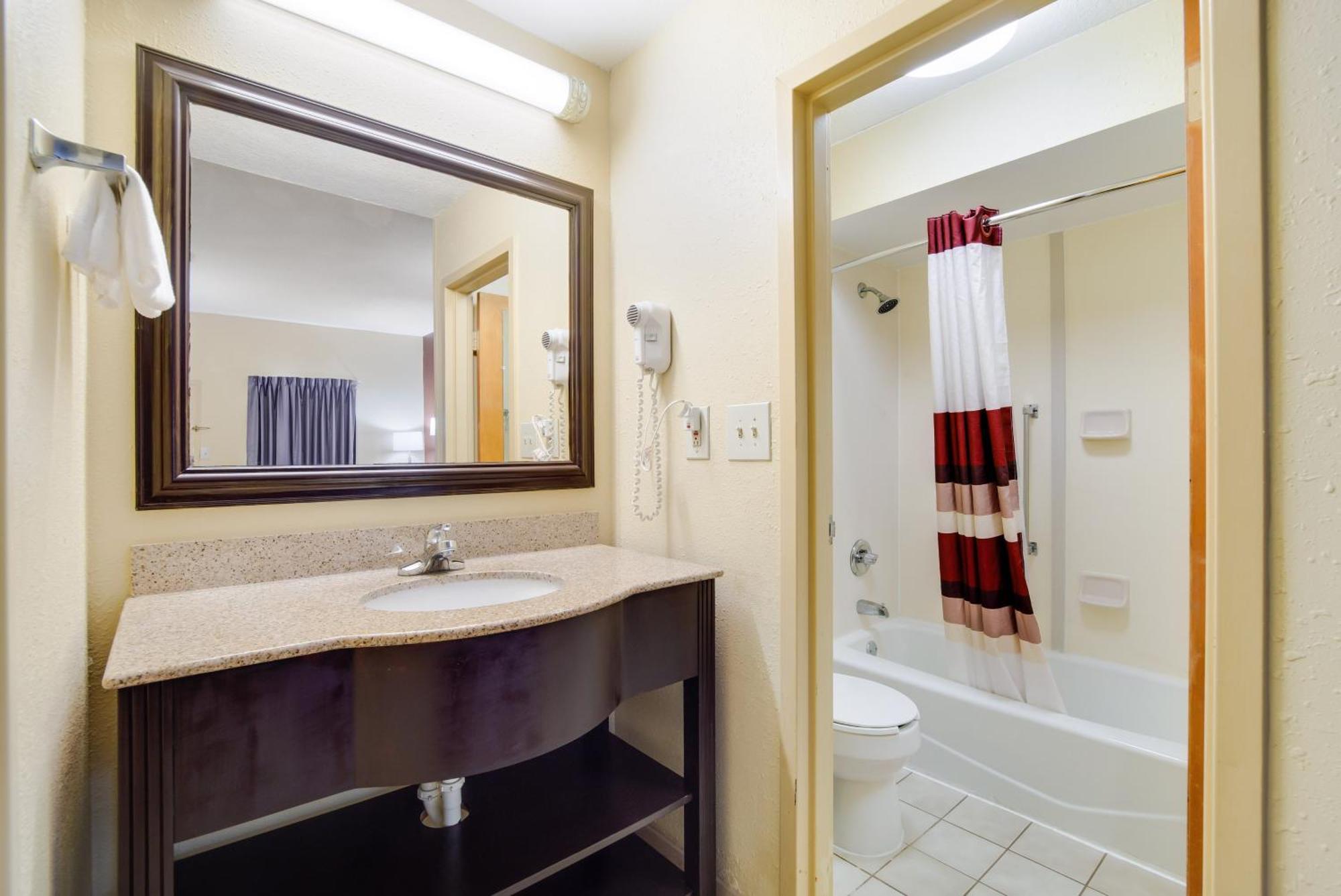 Red Roof Inn Augusta - Washington Road Экстерьер фото